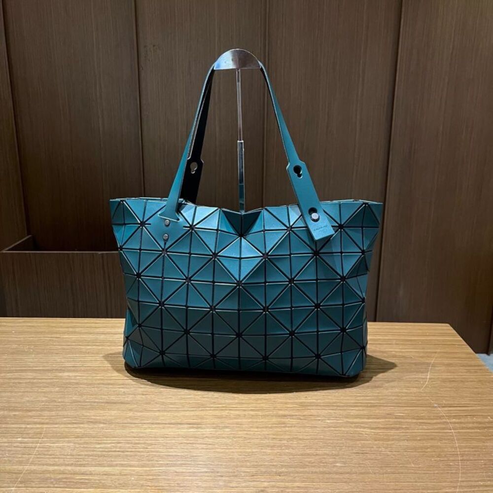 Issey Miyake Women Pre-Loved Bag Very Good Condition